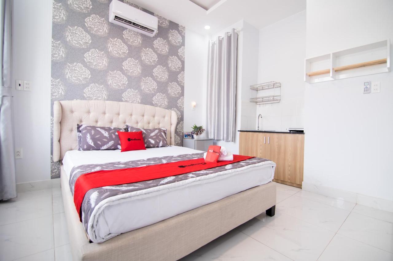 Reddoorz Near Saigon Zoo Hotel Ho Chi Minh City Bagian luar foto