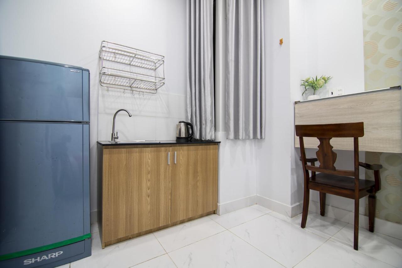 Reddoorz Near Saigon Zoo Hotel Ho Chi Minh City Bagian luar foto